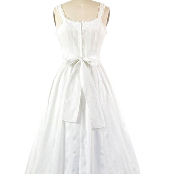 Gunne Sax By Jessica 1970s White Tie Waist Ribbon Lace Detail Maxi Dress Size 7 - Picture 5 of 10